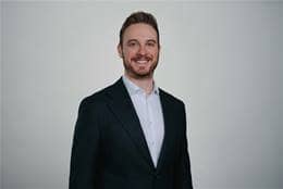 Headshot of Philipp Siglow