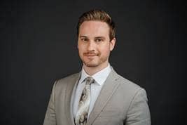 Headshot of Philipp Siglow