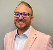 Headshot of Chris Belvedere