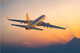 Avión despegando