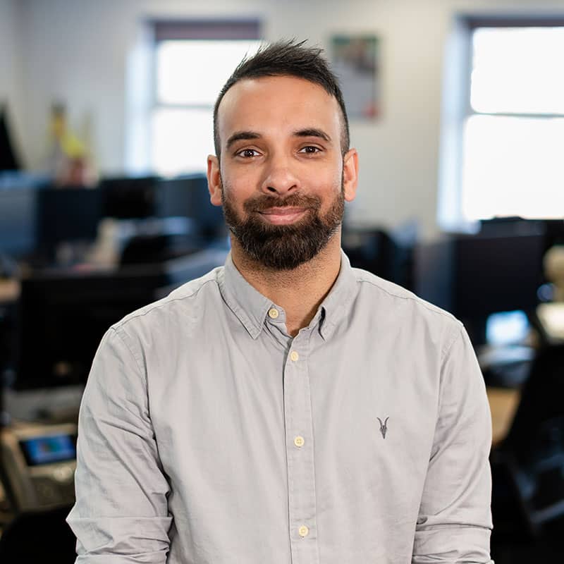 Headshot of Ash Bakawala