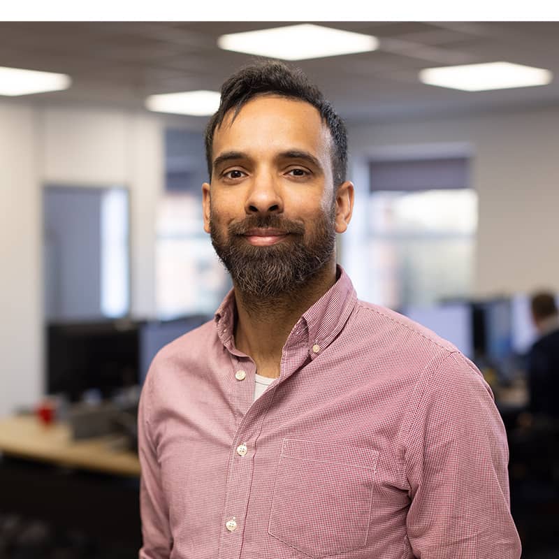 Headshot of Ashraf Bakawala