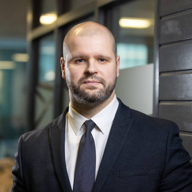Headshot of Matthew Bromfeild