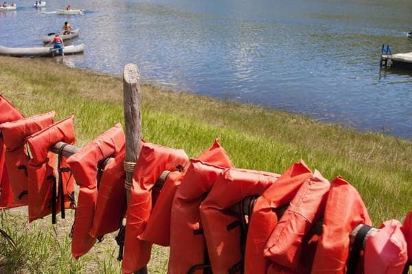 camp lifejackets