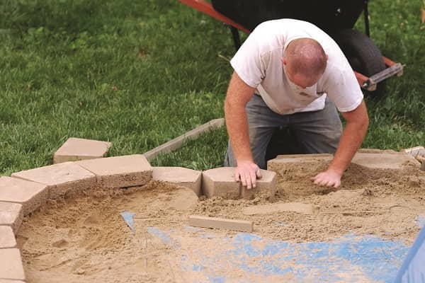 landscaping working